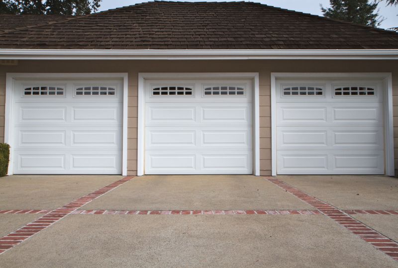 Three Car Garage Installation in Conroe, TX
